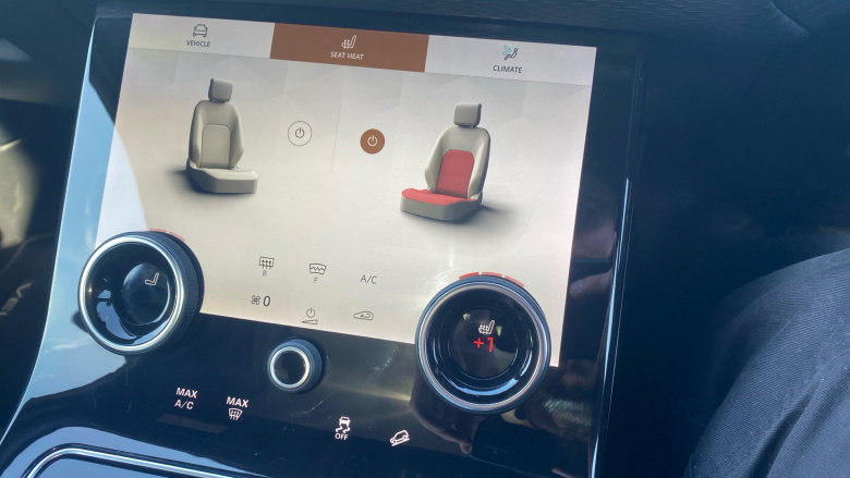 Land Rover Range Rover Velar 3.0 D300 MHEV R-Dynamic SE 5dr Auto Diesel Estate